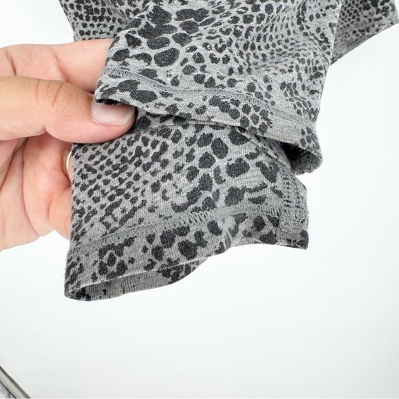 Lululemon Between The Lines Long Sleeve Heathered Grey/Desert Snake Deep Coal 4 - Picture 10 of 12